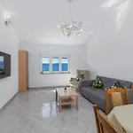 Zdravka Apartment Kutlesa
